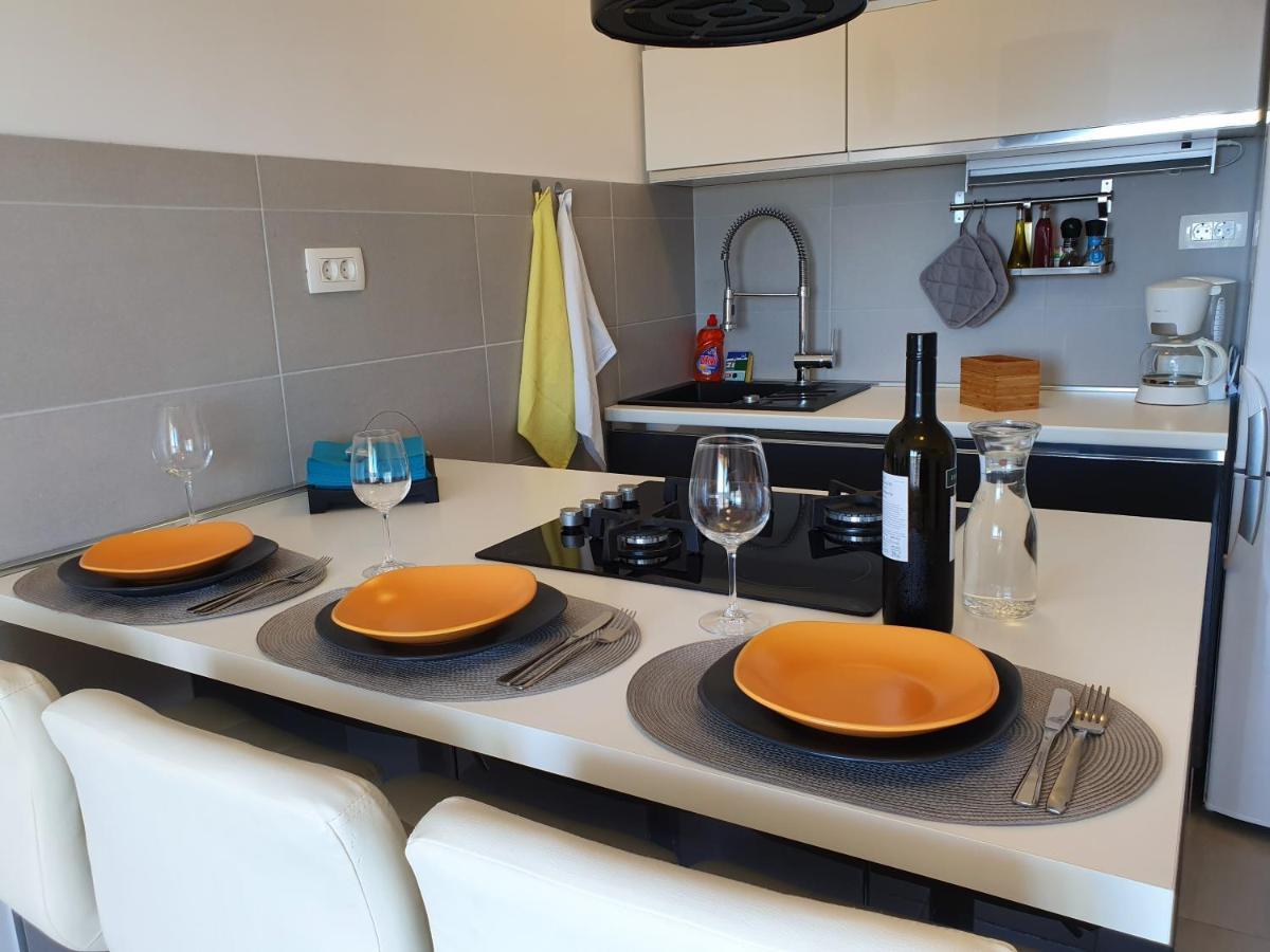 Comfortable Family Apt Iris 20M From Beach In Mandre Zewnętrze zdjęcie