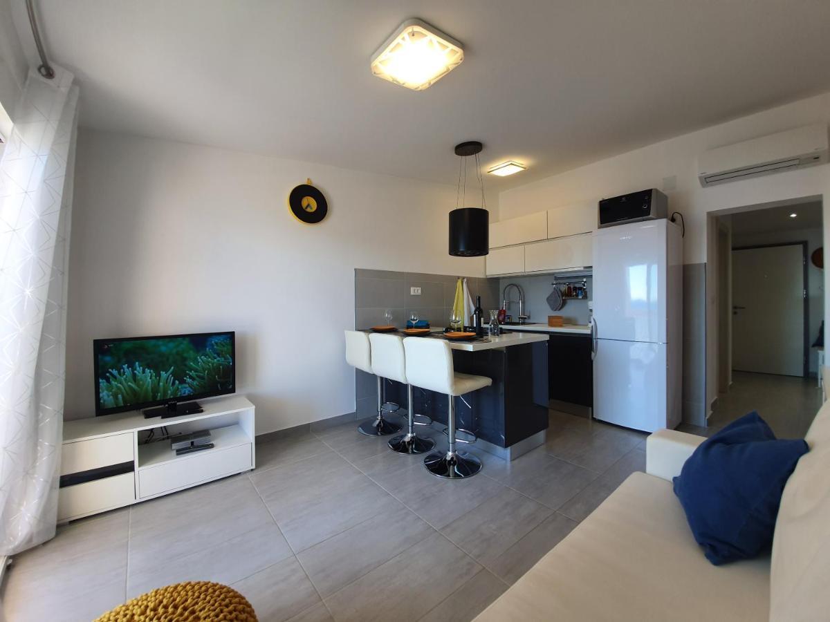 Comfortable Family Apt Iris 20M From Beach In Mandre Zewnętrze zdjęcie