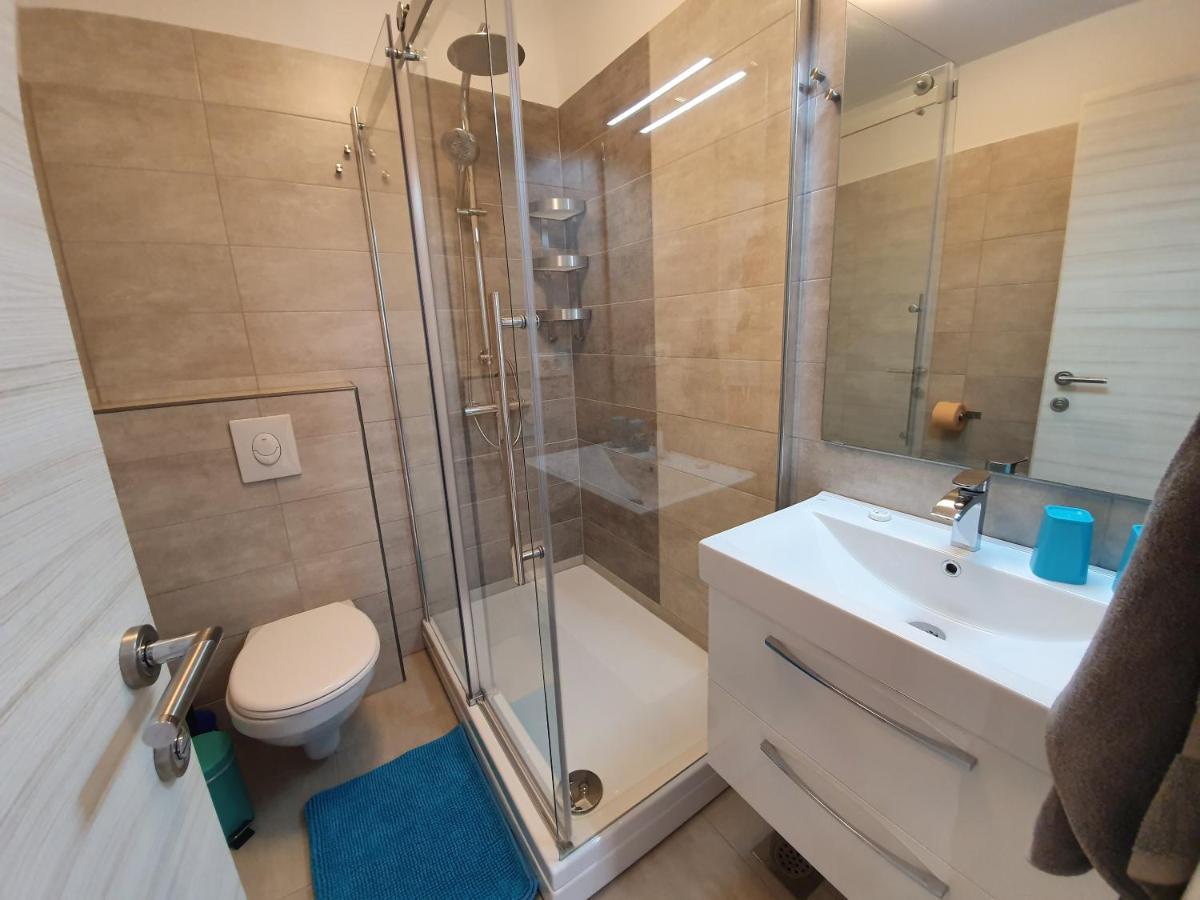 Comfortable Family Apt Iris 20M From Beach In Mandre Zewnętrze zdjęcie